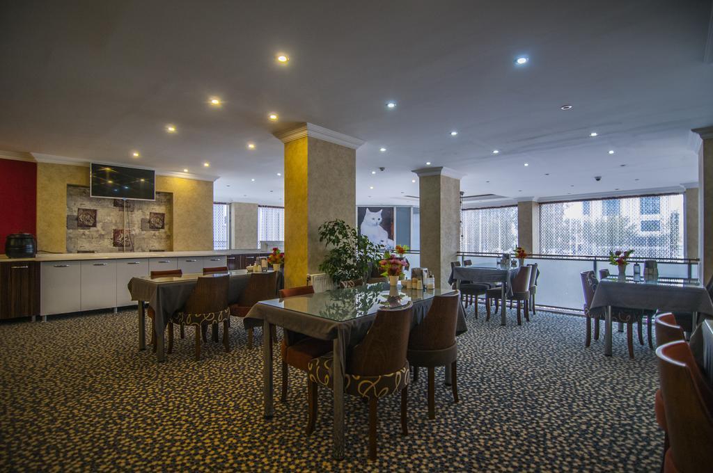 Hotel Dosco Ван Экстерьер фото