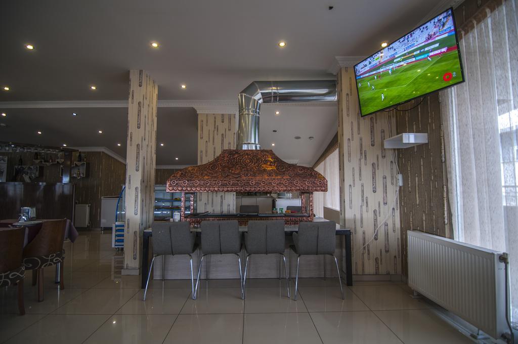 Hotel Dosco Ван Экстерьер фото